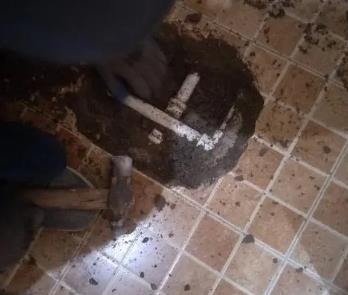 湖州市卫生间漏水维修公司为您分享下卫生间渗水如何处理及注意事项